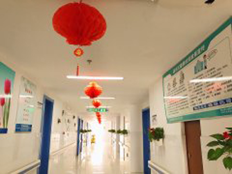 用天使之爱陪伴病患过年