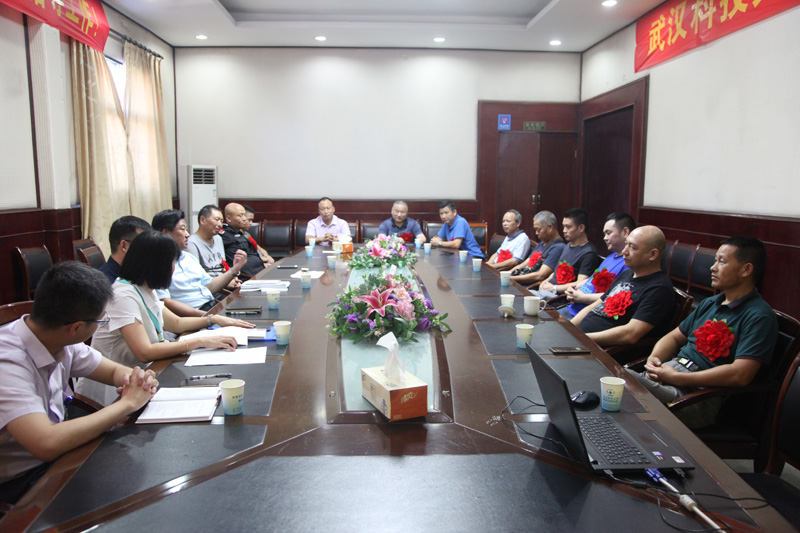 汉阳医院召开退伍转业军人 欢庆建军节座谈会