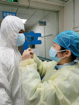 【和润抗疫·英雄本色】有色医院抗疫夫妻档：疫情不退我们不退